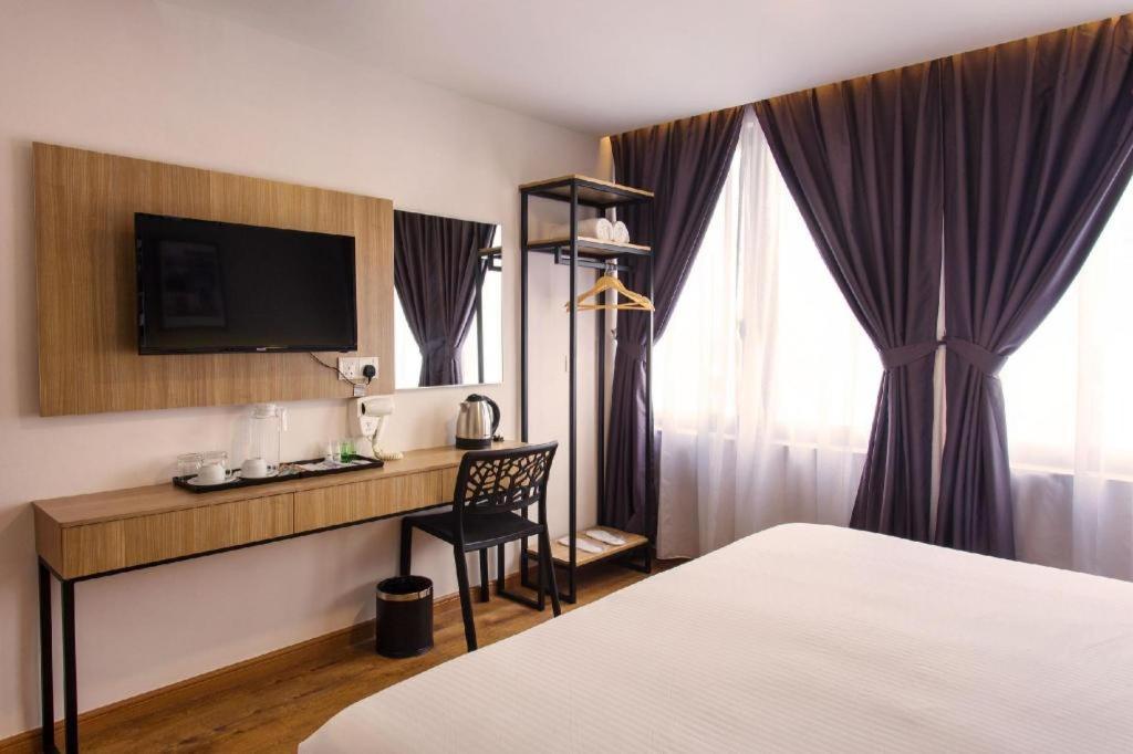 Hotel Insuna Johor Bahru Exterior photo