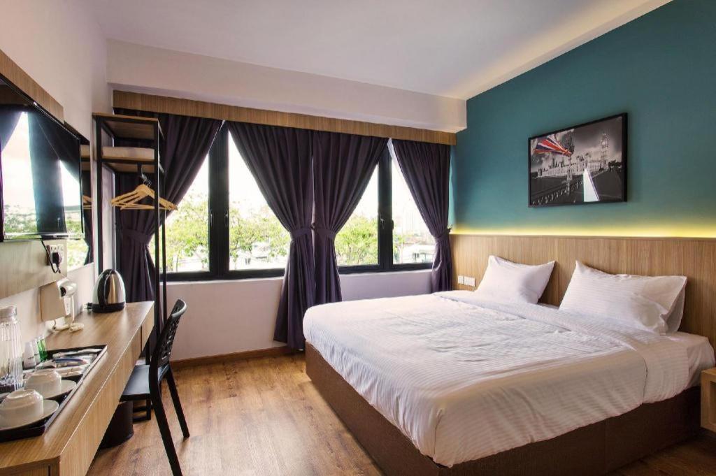 Hotel Insuna Johor Bahru Exterior photo